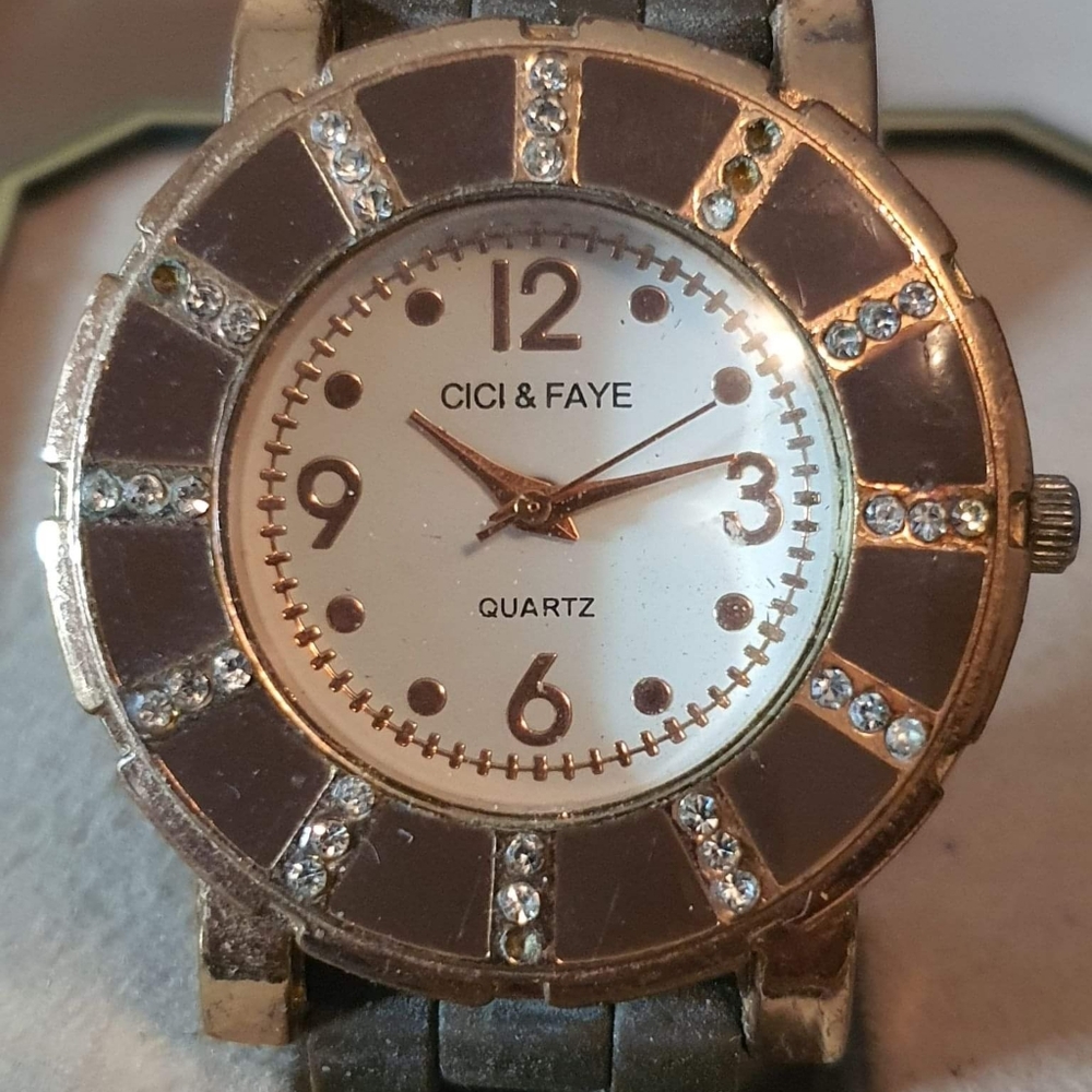 🦋10/$20🦋 Cici & Faye Rose Gold/Chocolate Rhinestone Silicone Women's Watch
